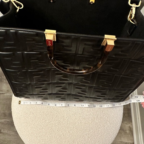 Fendi sunshine medium - Picture 10 of 14